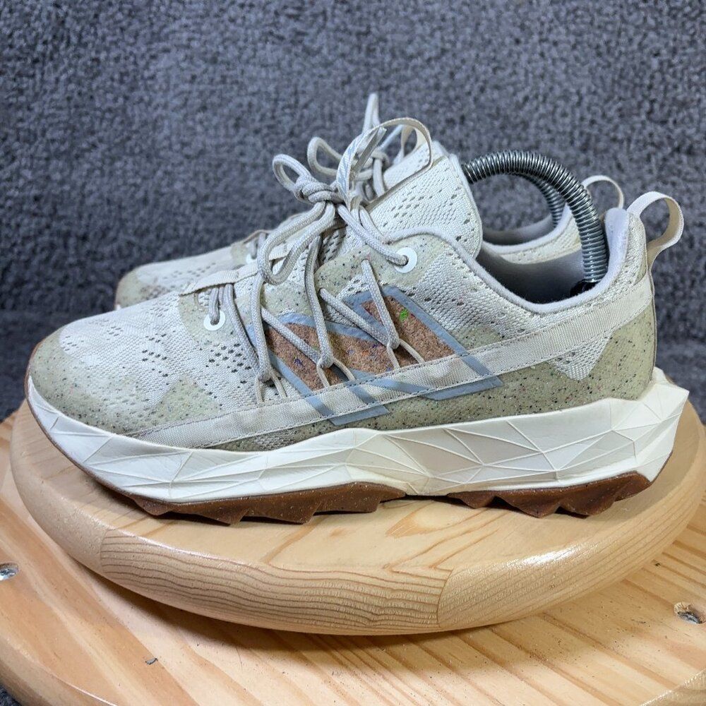 New Balance Tektrel Trail Running Shoe Womens Size 9.5 Sea Salt Training Sneaker